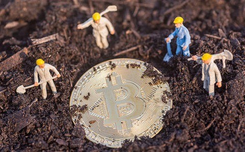 比特币链上活跃度小幅回落(比特币卖了一亿要交税么)