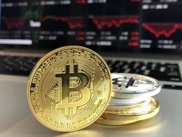比特币区块链和比特币(比特币和区块链有什么关系)