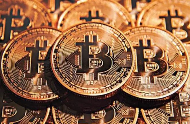 比特币中国哪一年上线交易(比特币在中国开始的价格是多少)