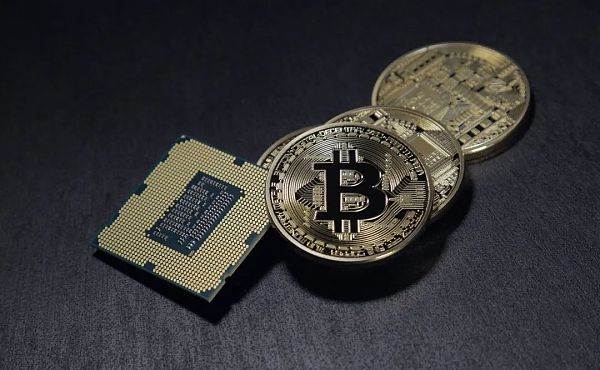 特斯拉与比特币一样吗(特斯拉比特币赚了多少钱)